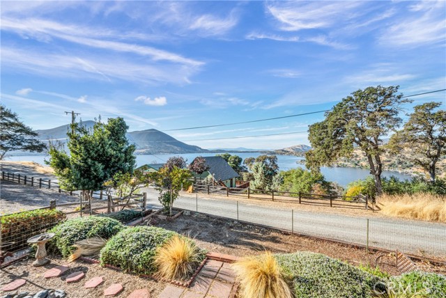 3012 Oak Crest Drive, Clearlake