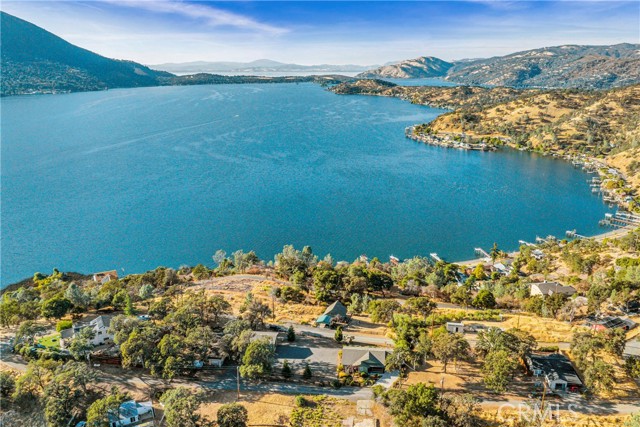 3012 Oak Crest Drive, Clearlake