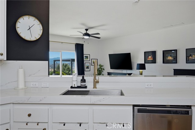 20011 Honey Hill, Hidden Valley Lake