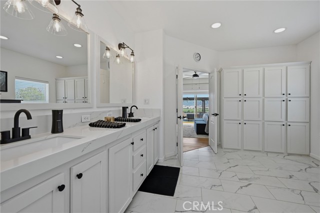 20011 Honey Hill, Hidden Valley Lake
