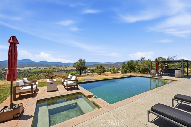 20011 Honey Hill, Hidden Valley Lake