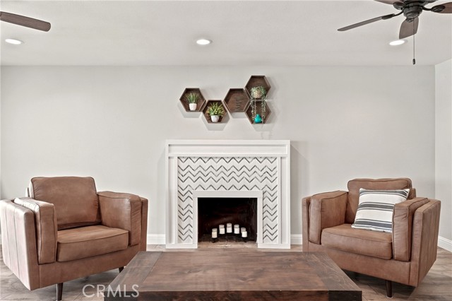 9175 Glenhaven, Glenhaven