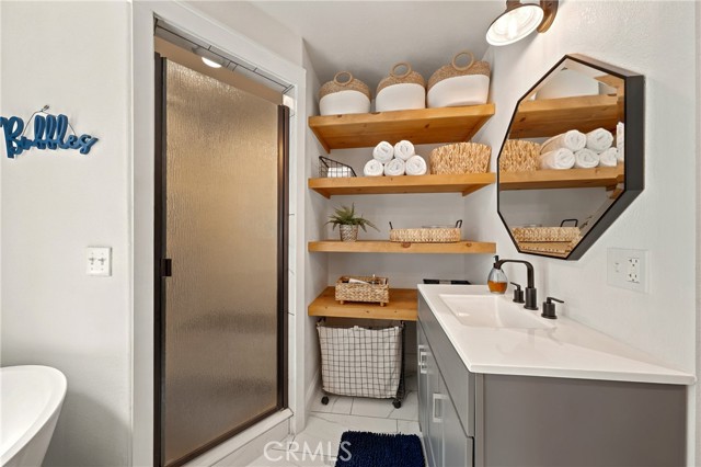 9175 Glenhaven, Glenhaven