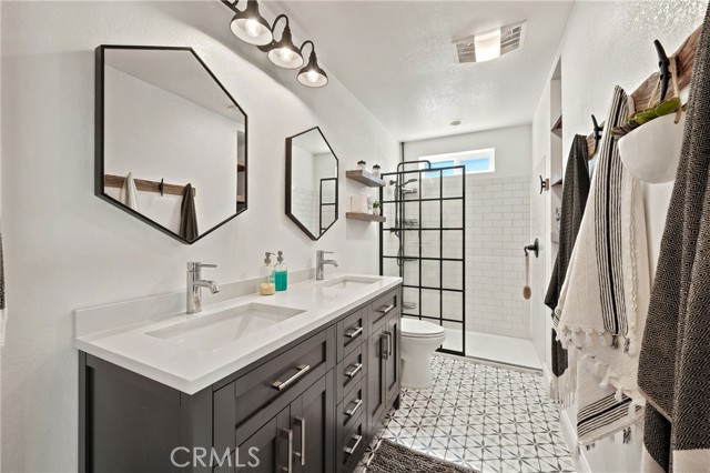 9175 Glenhaven, Glenhaven
