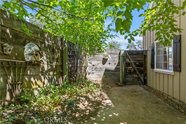 287 Forest Drive, Lakeport