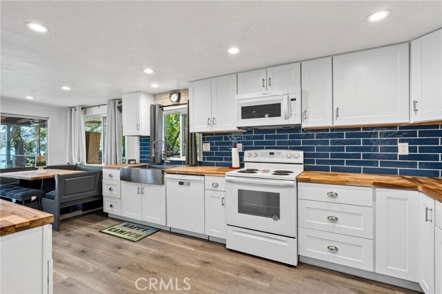 13911 Lakeshore, Clearlake
