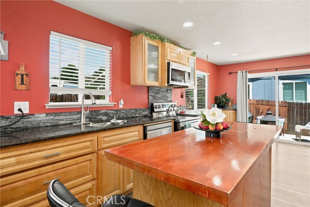 200 Island View Drive, Lakeport