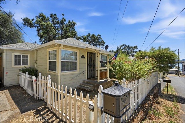 14033 Konocti Street, Clearlake