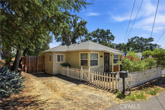 14033 Konocti Street, Clearlake