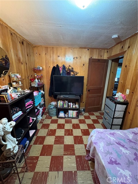 10537 Foothill Road, Loch Lomond
