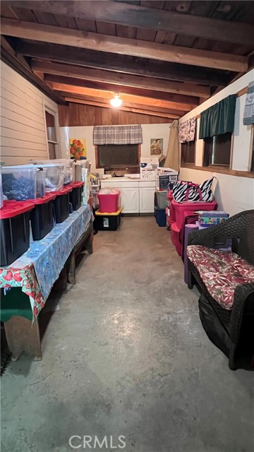 10537 Foothill Road, Loch Lomond