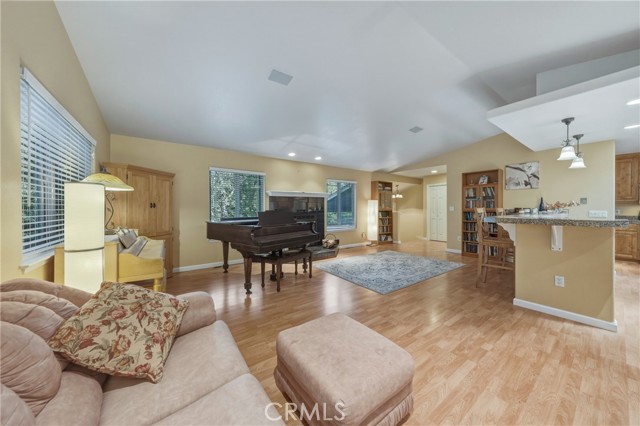 15800 Rainbow, Cobb