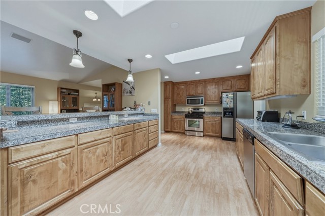 15800 Rainbow, Cobb