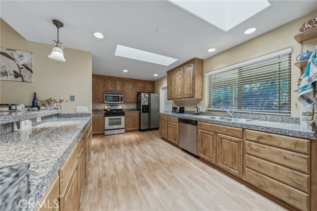 15800 Rainbow, Cobb