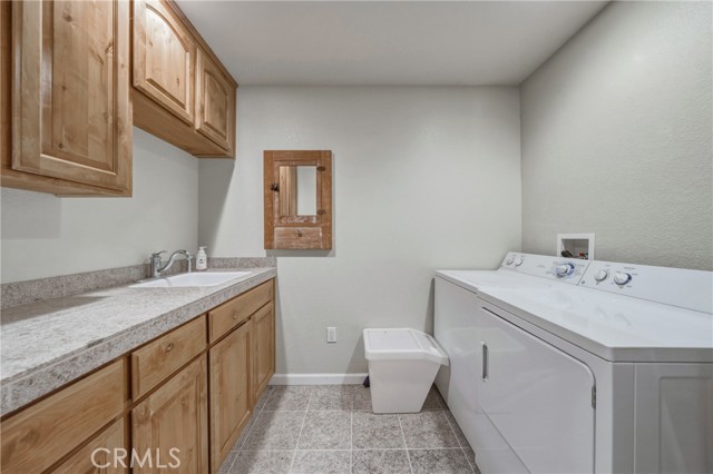15800 Rainbow, Cobb