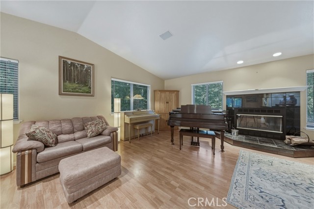 15800 Rainbow, Cobb