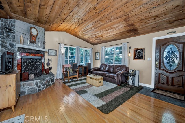 16635 Mountain View Drive, Cobb