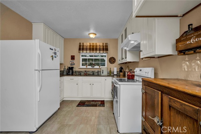 16635 Mountain View Drive, Cobb