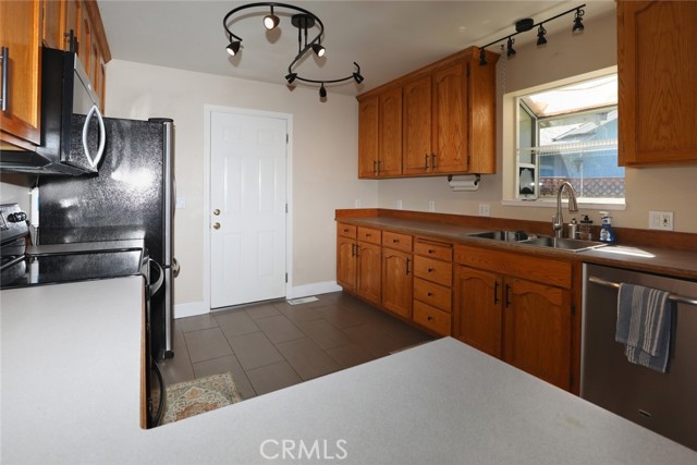 13089 Venus Vlg, Clearlake Oaks