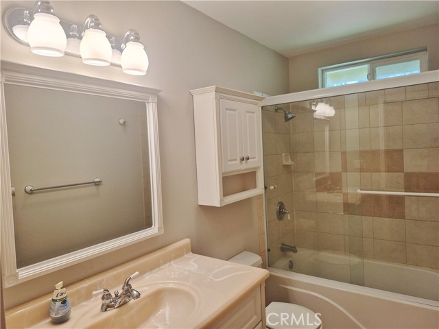 14274 Regina Way, Cobb