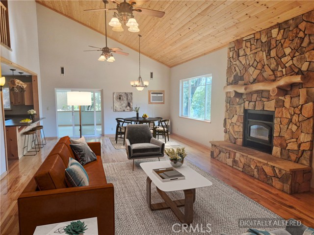 14274 Regina Way, Cobb