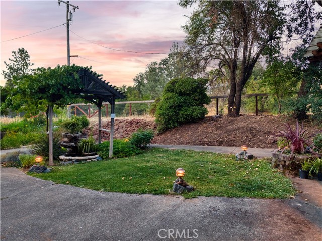 6733 Live Oak Drive, Kelseyville