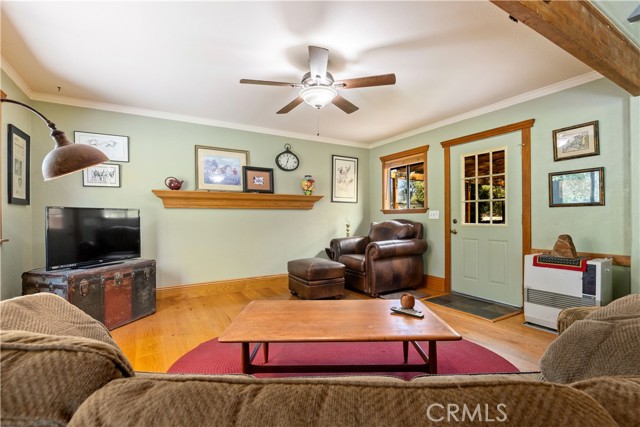 6733 Live Oak Drive, Kelseyville