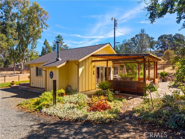 6733 Live Oak Drive, Kelseyville