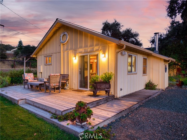 6733 Live Oak Drive, Kelseyville