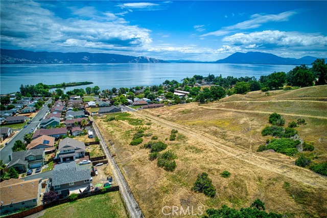 275 LAKEVIEW DRIVE LAKEPORT, CA 95453