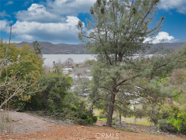 13477 ARROWHEAD ROAD CLEARLAKE, CA 95422