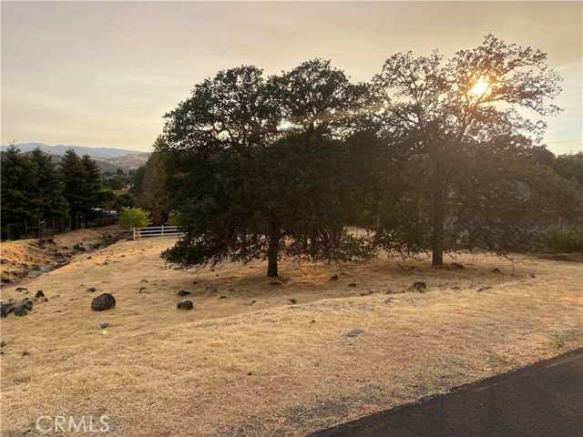 18765 OAK GROVE ROAD HIDDEN VALLEY LAKE, CA 95467