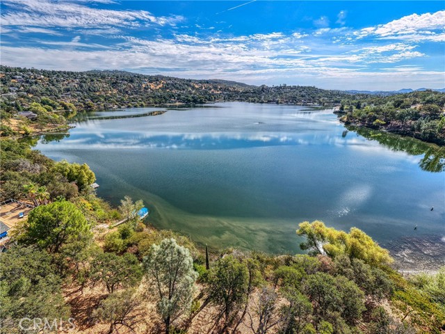 17200 KNOLLVIEW DRIVE HIDDEN VALLEY LAKE, CA 95467