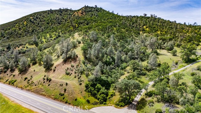 401 WATERTROUGH RD CLEARLAKE OAKS, CA 95423