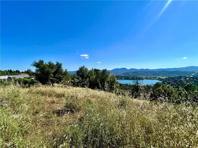 18716 FERNWOOD HIDDEN VALLEY LAKE, CA 95467