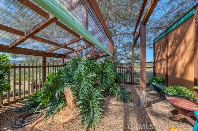 21738 YANKEE VALLEY HIDDEN VALLEY LAKE, CA 95467