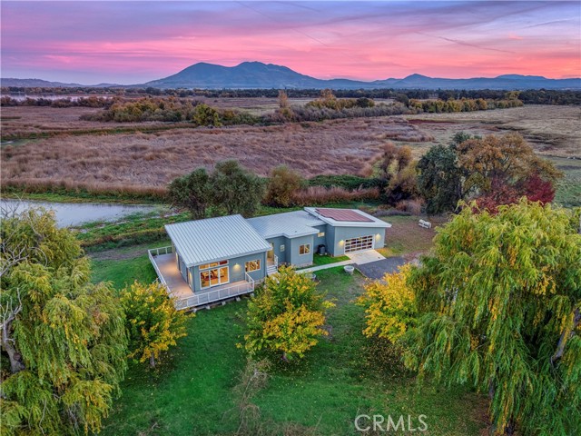 8 QUEEN ANN LAKEPORT, CA 95453