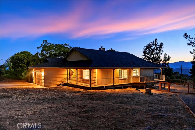 19231 RAVENHILL ROAD HIDDEN VALLEY LAKE, CA 95467