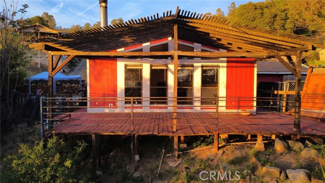 4047 FOOTHILL LUCERNE, CA 95458