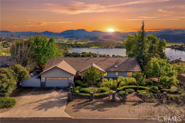 17372 GREENRIDGE HIDDEN VALLEY LAKE, CA 95467