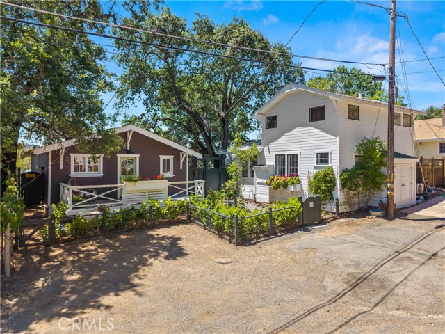 11611 GARDEN COURT CLEARLAKE OAKS, CA 95423